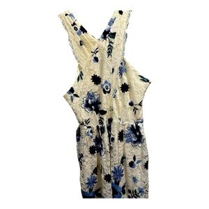 Tahari Women's Maxi Lace Floral Blue & Ivory Boho Halter Size 8 Halter Dress NWT